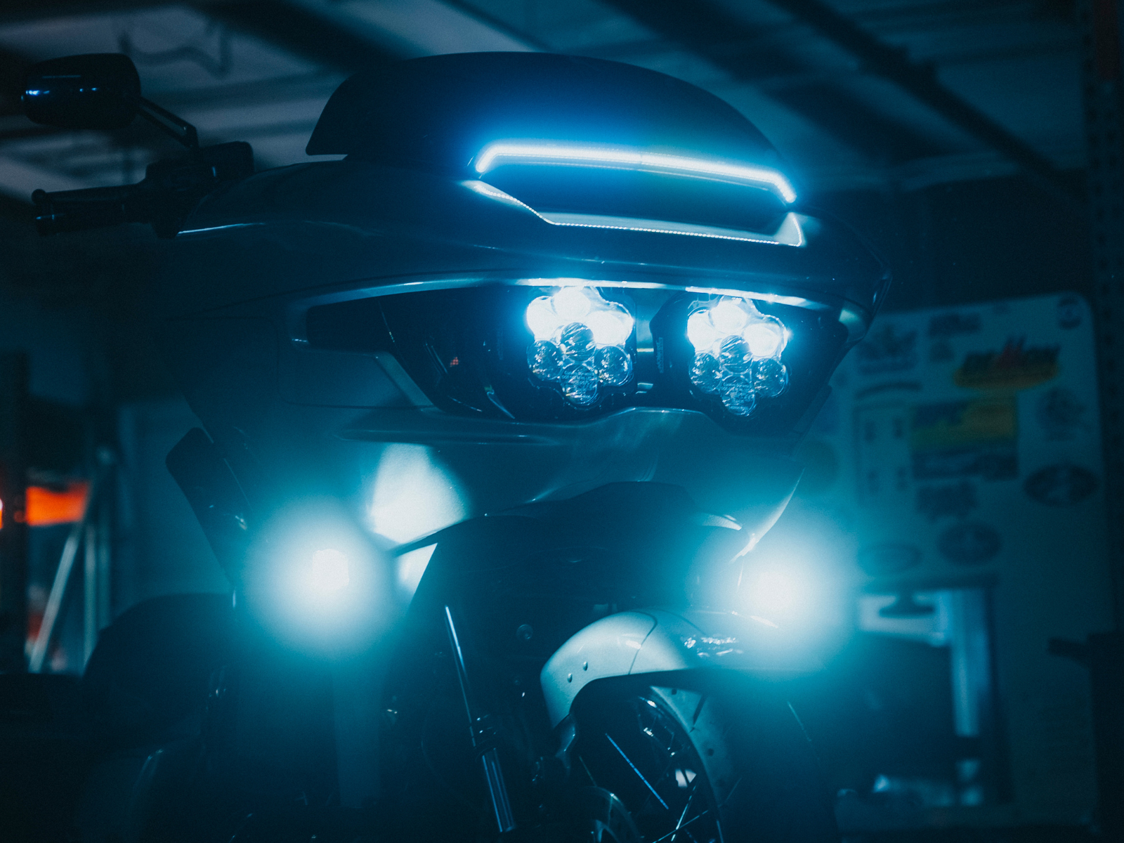 SHARK DEMON® 2 LED LIGHTING KITS FOR ROAD GLIDE - HEADLIGHT & FOG LAMP UPGRADES