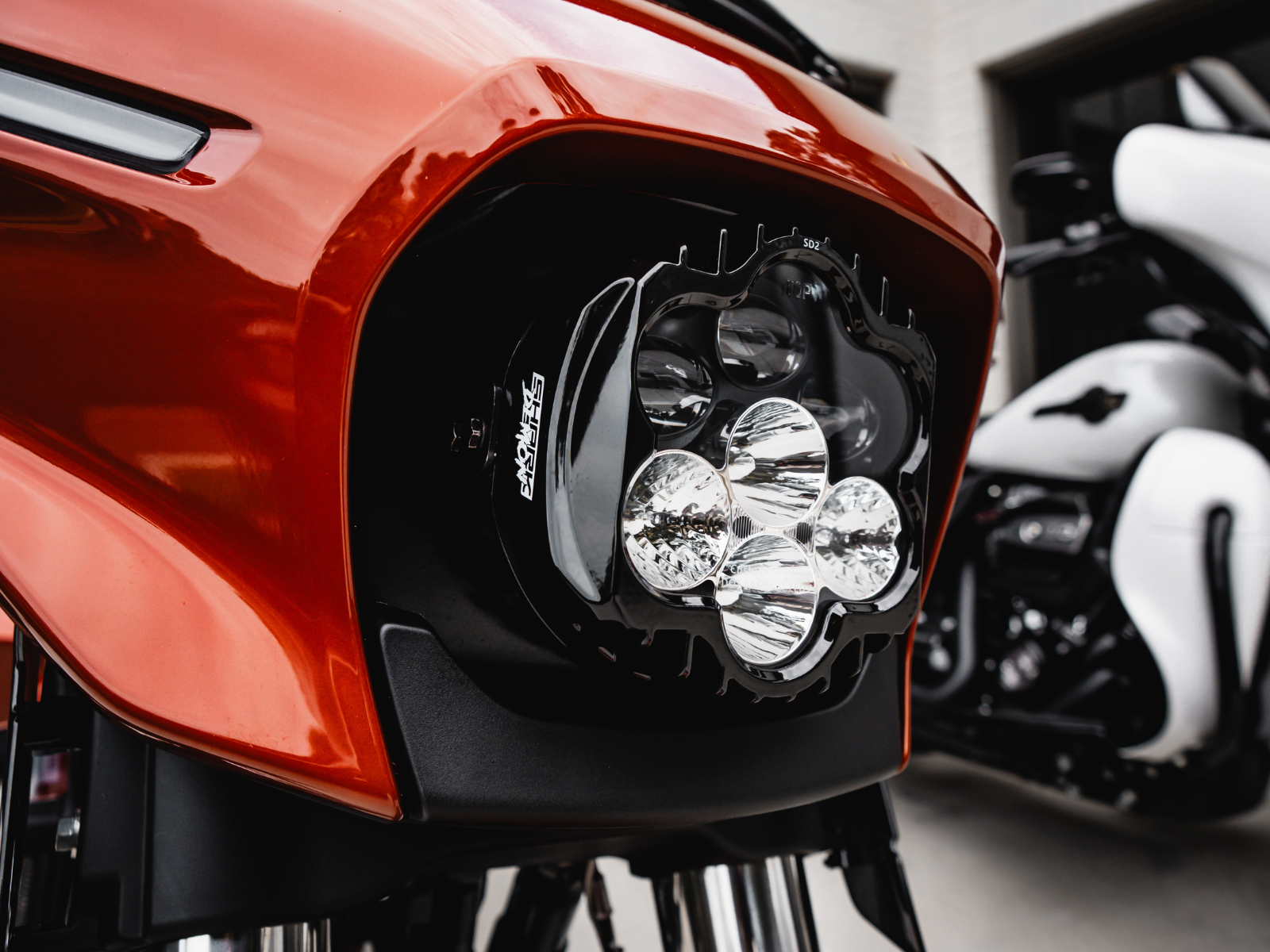 SHARK DEMON™ PERFORMANCE LED HEADLIGHT FOR 23.5-25 STREET GLIDE