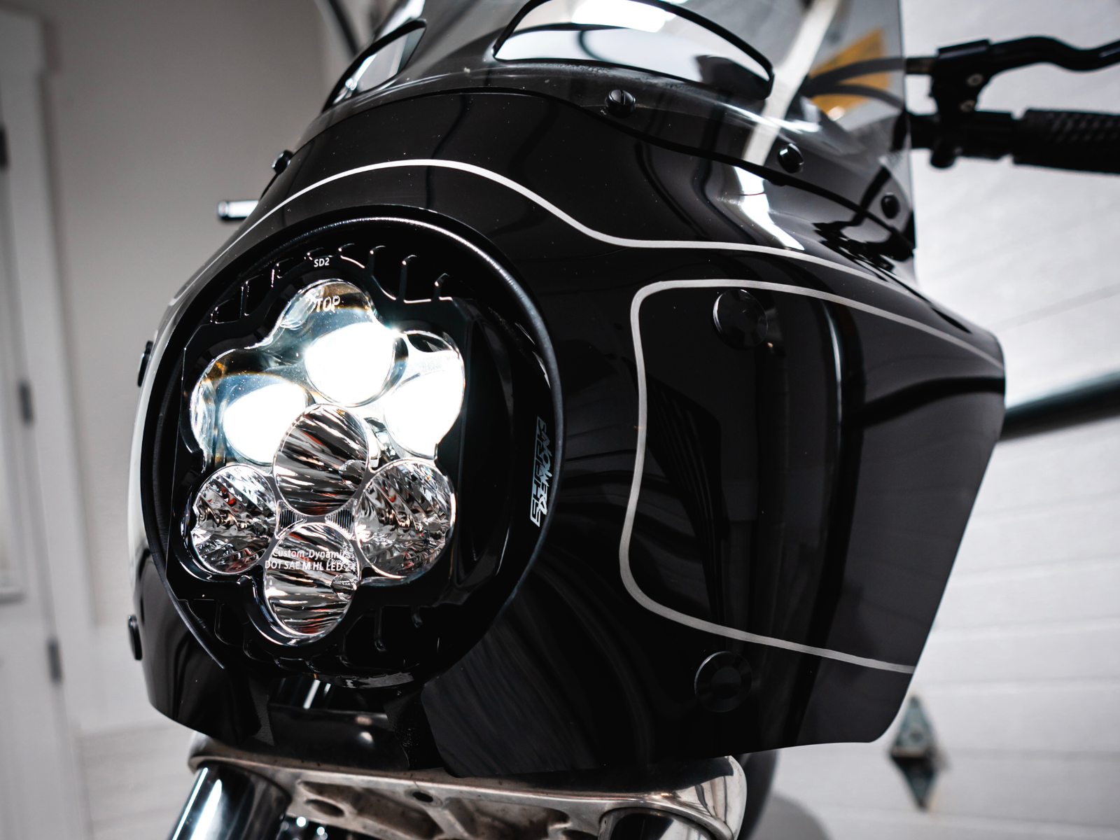 SHARK DEMON® LED HEADLIGHT KIT FOR MEMPHIS SHADES ROAD WARRIOR® FAIRING