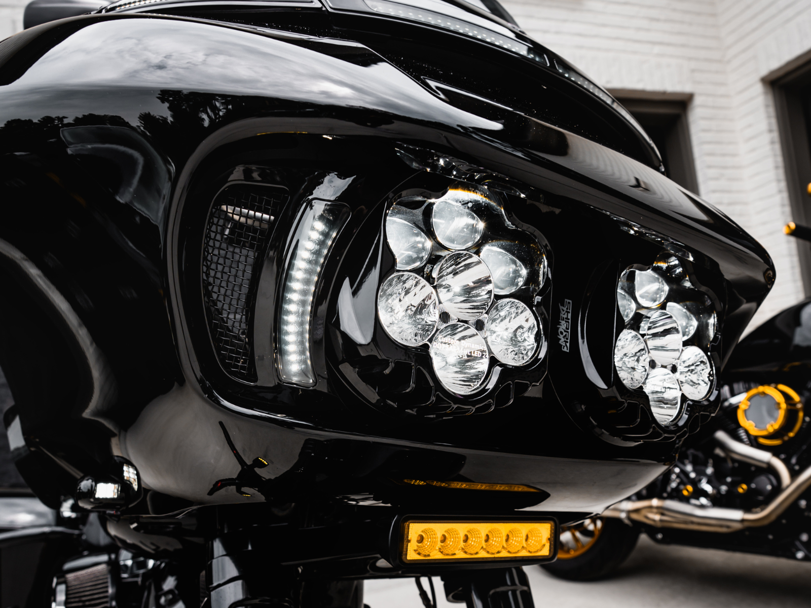 SHARK DEMON® 2 PERFORMANCE LED HEADLIGHT KIT FOR ROAD GLIDE MOTORCYCLES