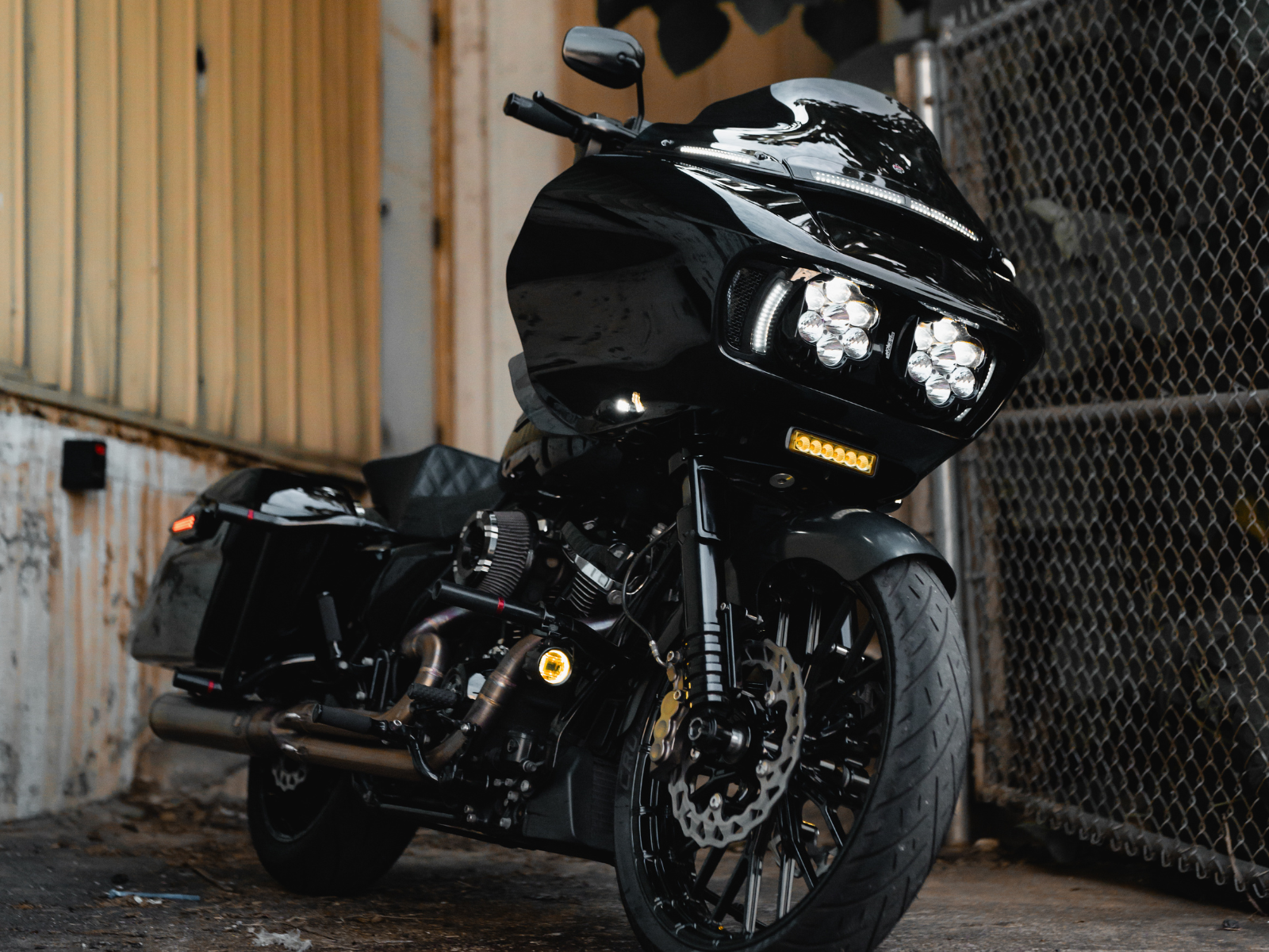 SHARK DEMON® 2 PERFORMANCE LED HEADLIGHT KIT FOR ROAD GLIDE MOTORCYCLES